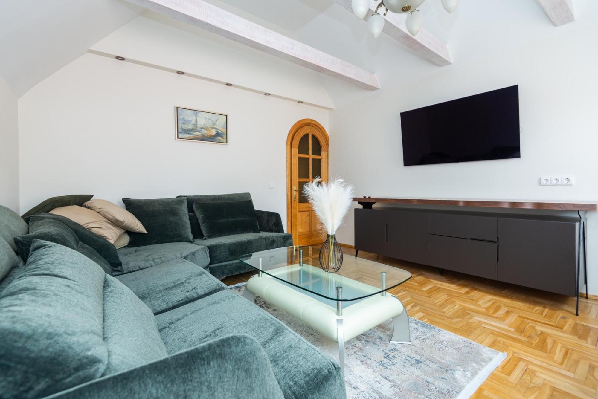 3 Kambariu Butas Ir Kotedzas Apartment Nida Bagian luar foto